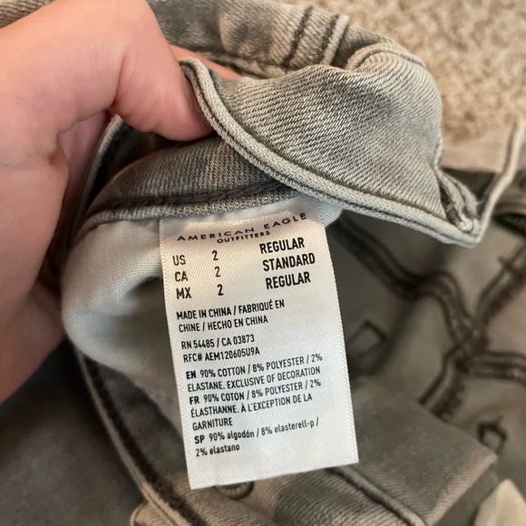 American Eagle Next Level Stretch Hi Rise Jeggings Ripped Gray Size 2 Regular - Picture 6 of 6